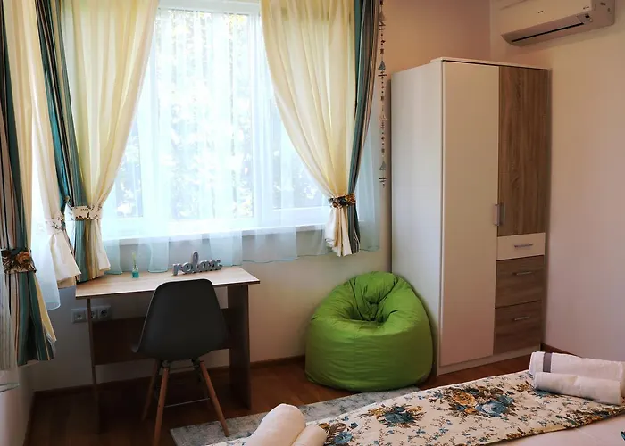 Sea Port Celebrity - Lets4holiday Apartment *