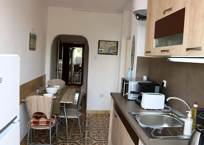 Apartment Sea Port Celebrity - Lets4holiday *